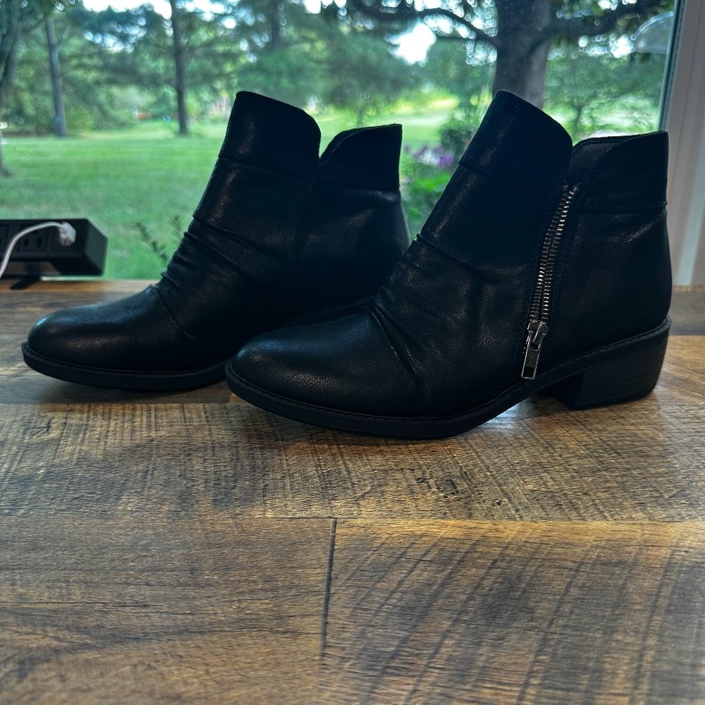BareTraps Sam Bootie UPC: 0194072370854  7M, BLACK Never worn